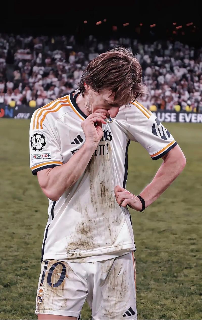 胡尔克谈转会传闻：媒体谈论的比我自己知道的还多